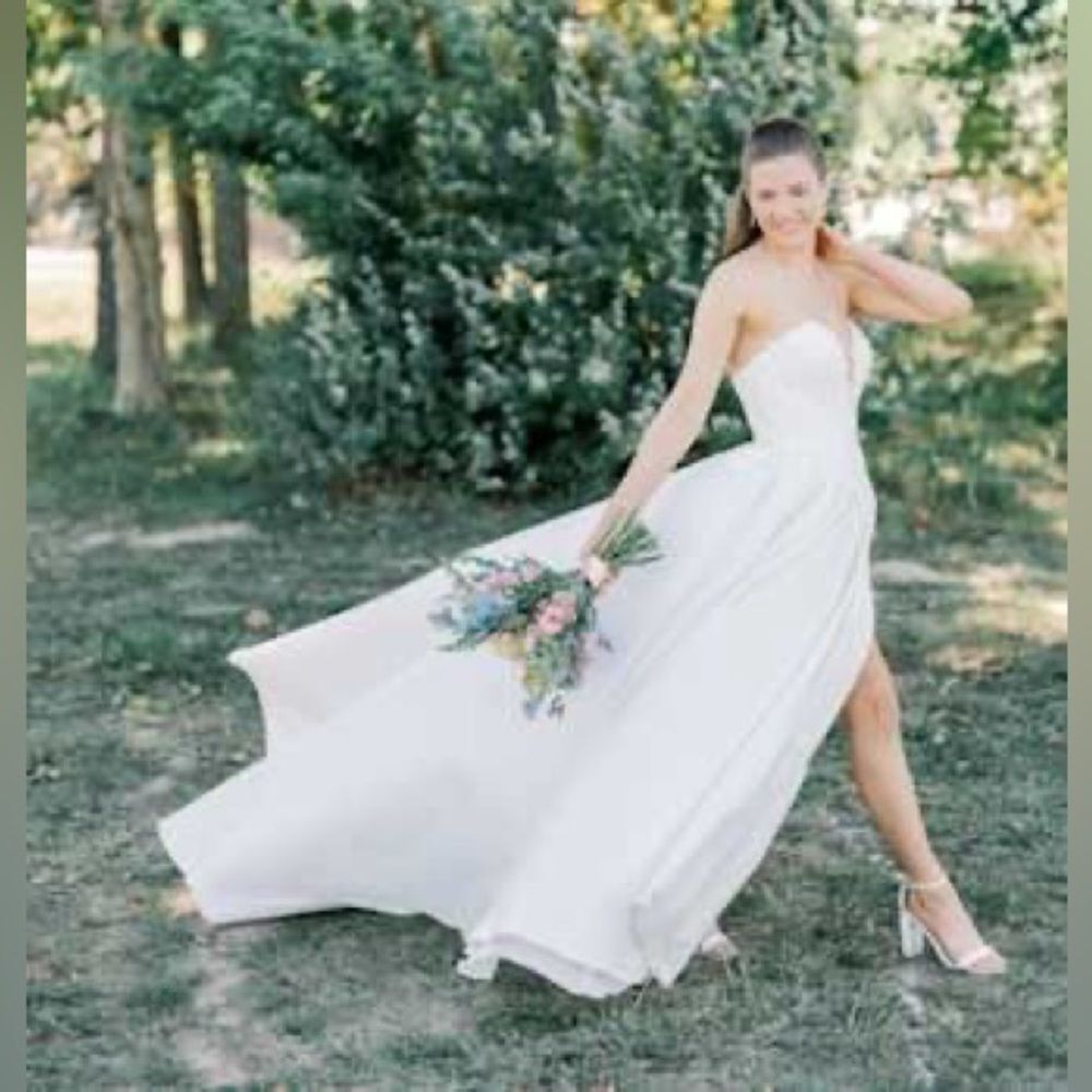Lulus Now and Always White Beaded Embroidered Strapless Gown Size 8 NWOT - Picture 11 of 16
